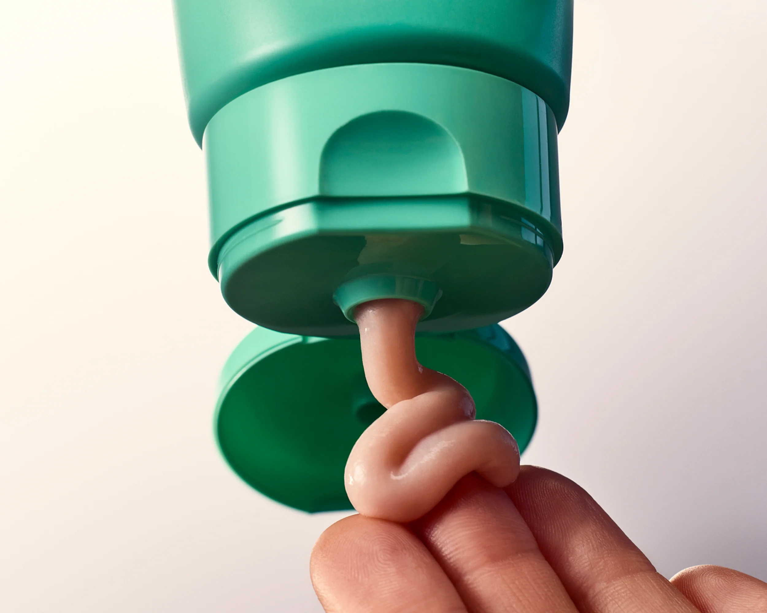 2% BHA Cleanser - Image 3